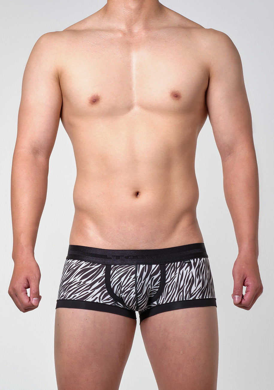 #カラー_ブラック