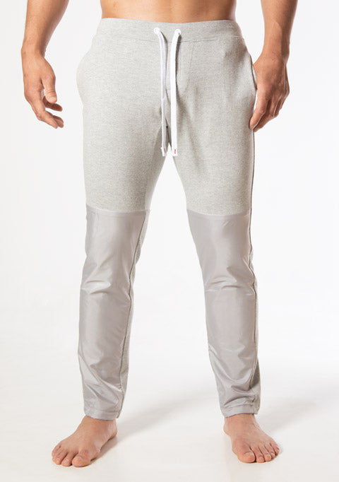 #カラー_グレー