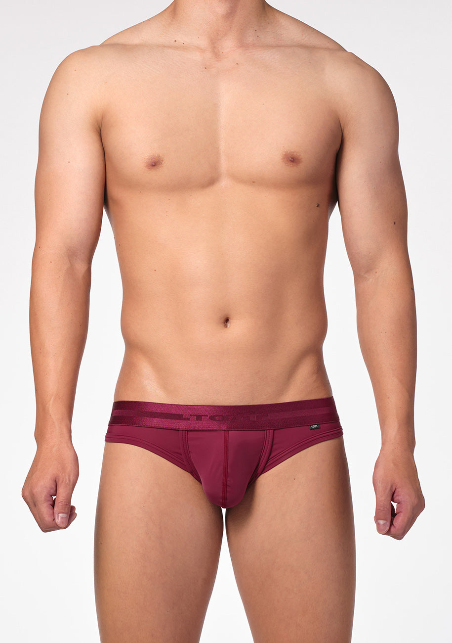 #カラー_ボルドー