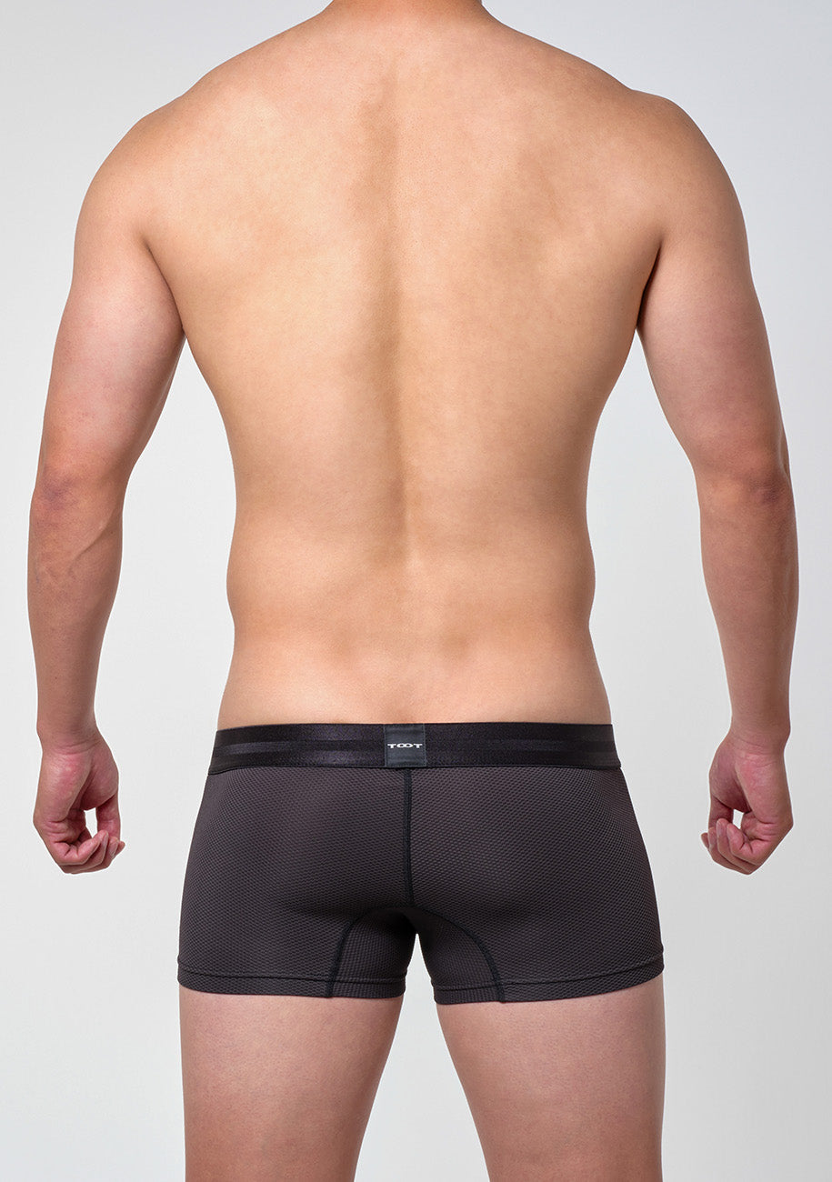 BEAMS Exclusive / MESH plus Boxer